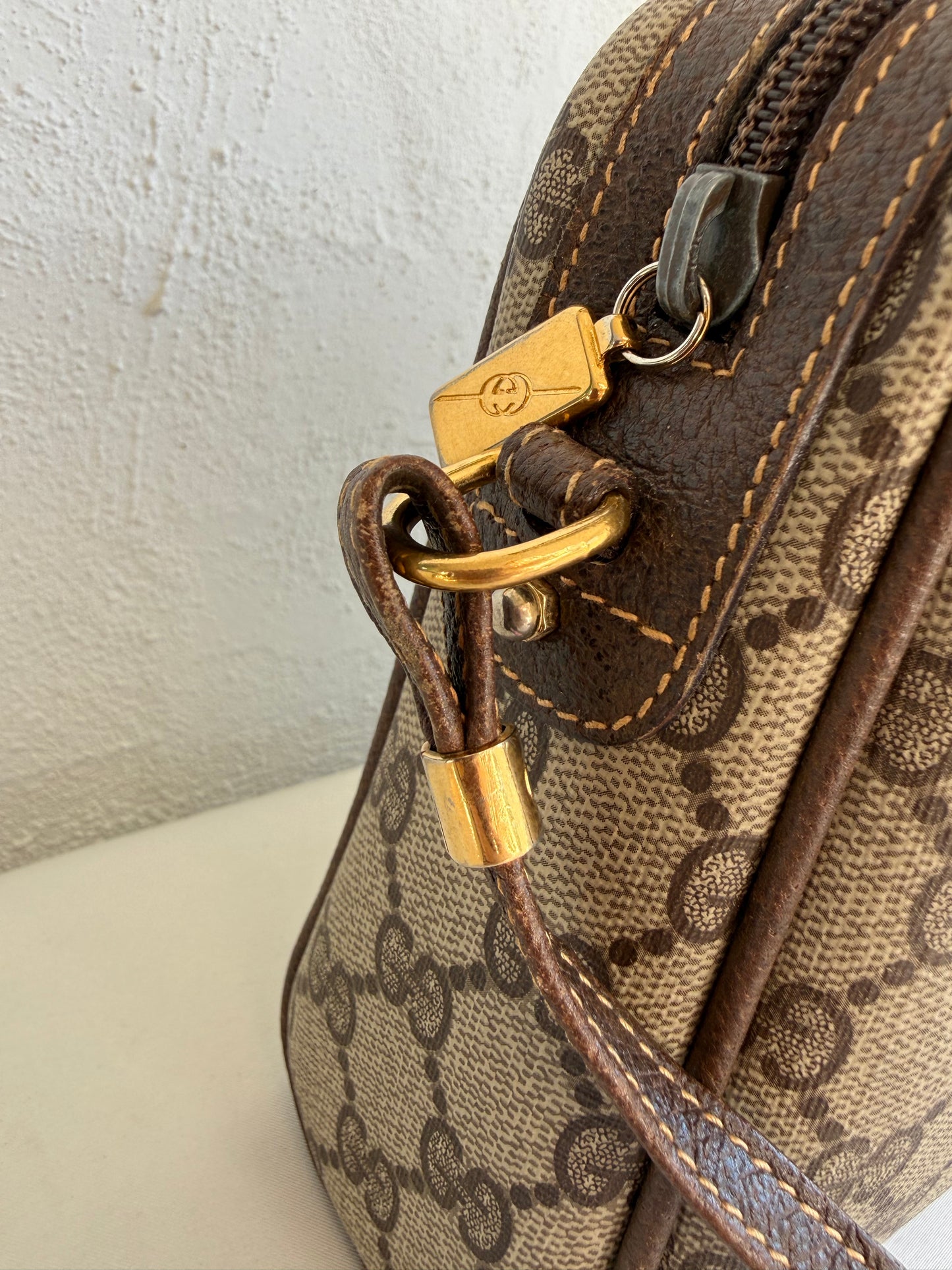 Gucci shoulder bag