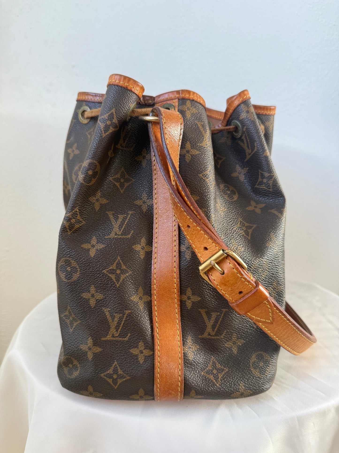Louis Vuitton Noé Petit