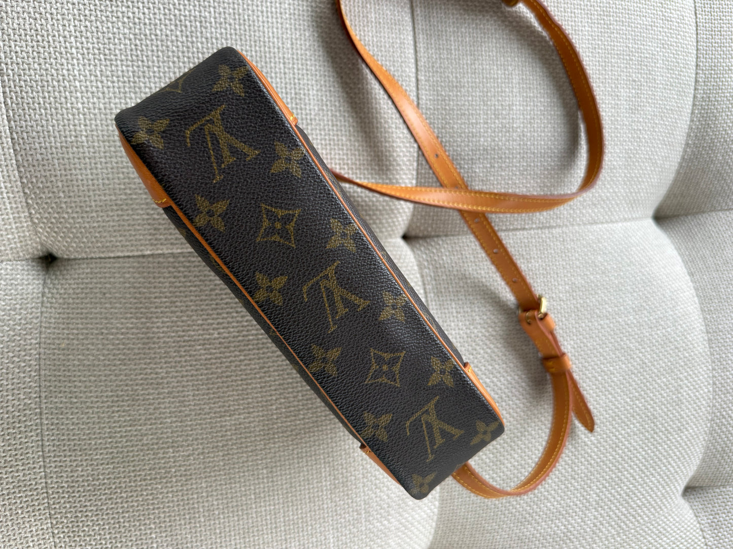 Louis Vuitton Trocadéro 23