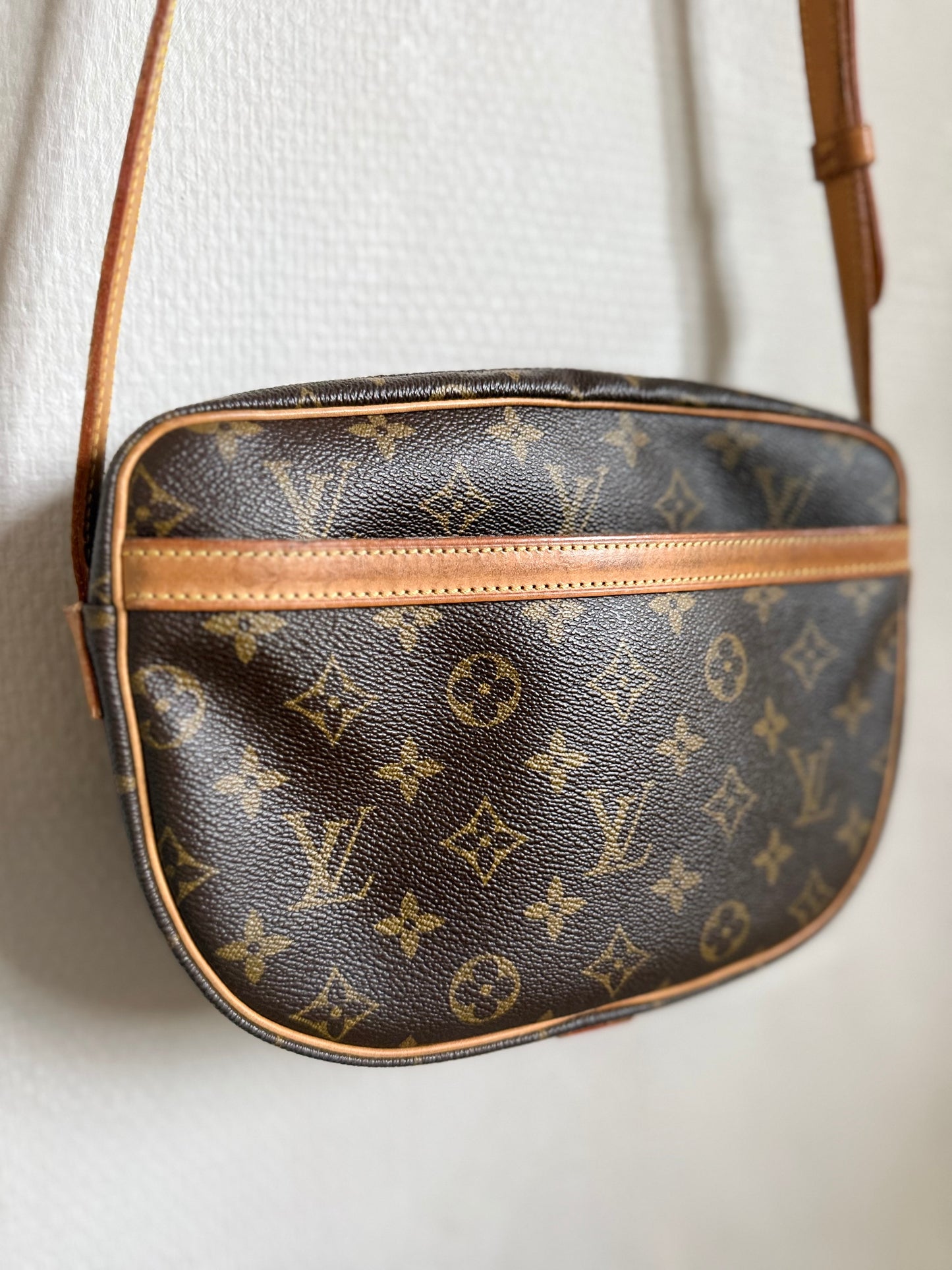 Louis Vuitton Jeune Fille MM