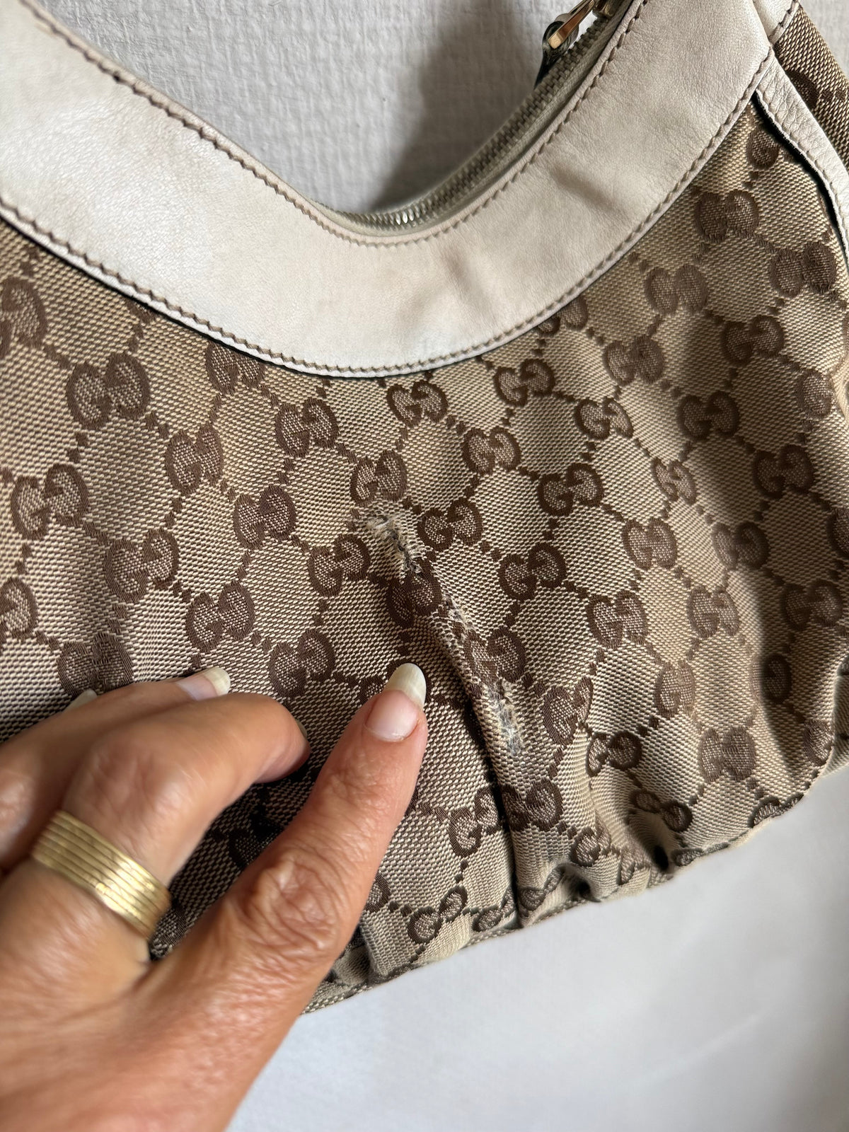 Gucci Abbey Hobo bag