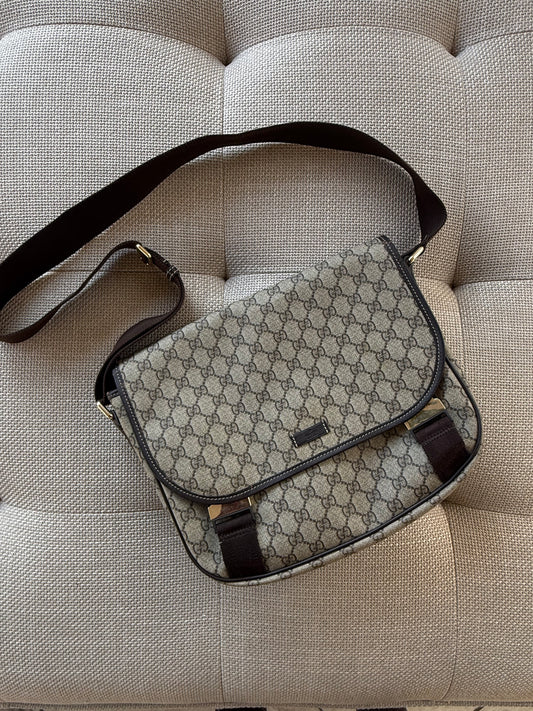 Gucci Messenger bag