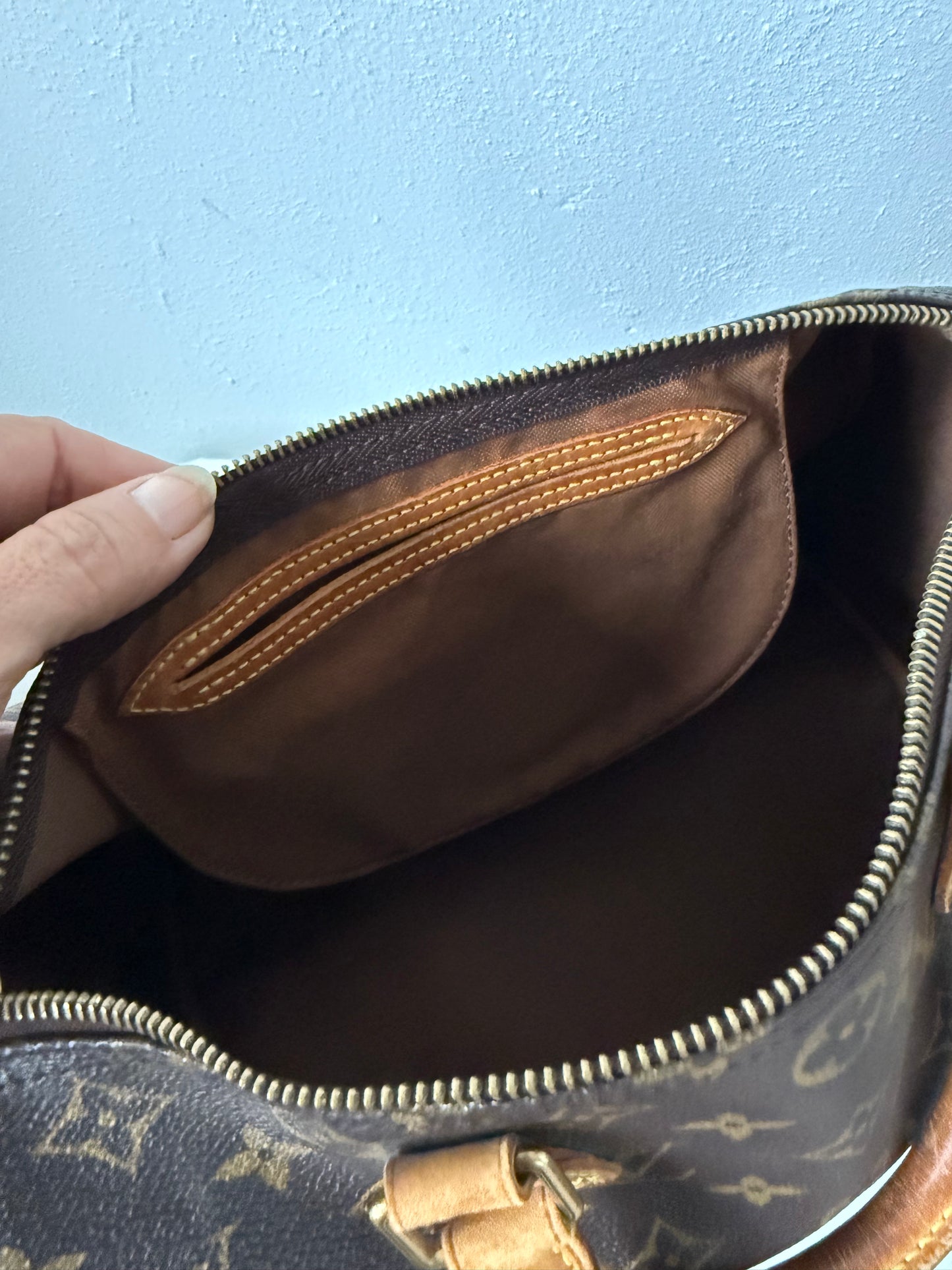 Louis Vuitton Speedy 30