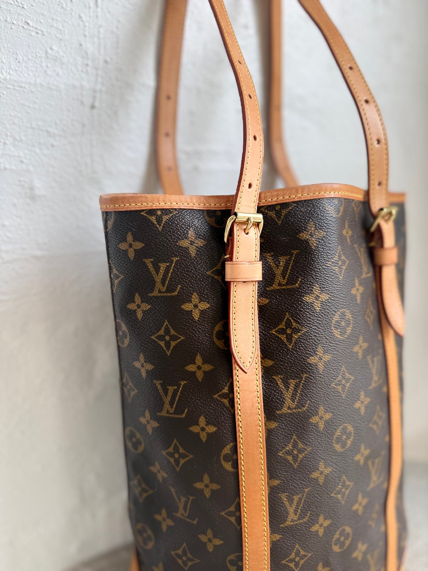 Louis Vuitton Bucket GM