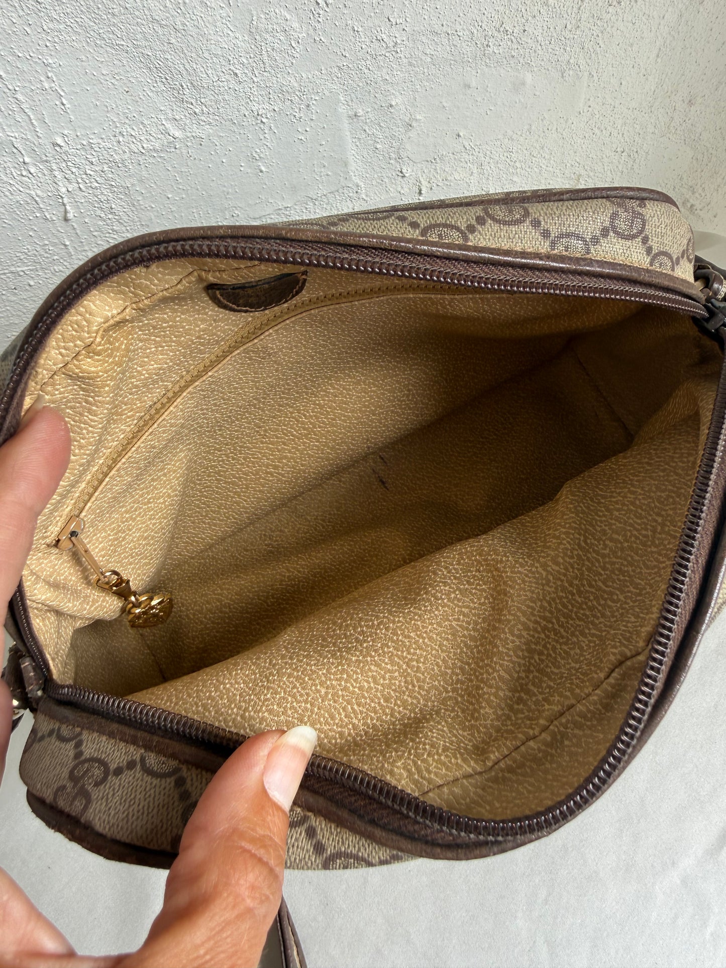 Gucci Crossbody bag