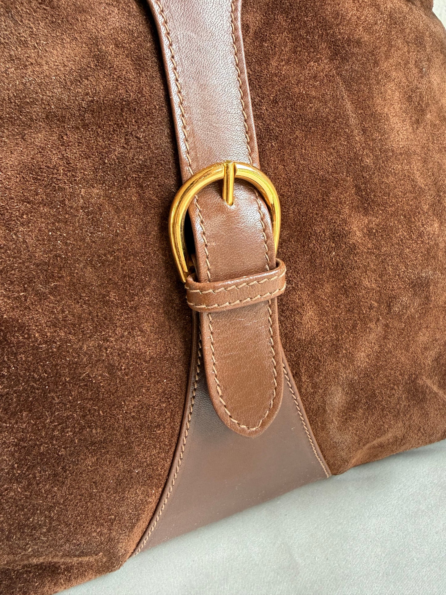 Gucci Suede Shoulder bag