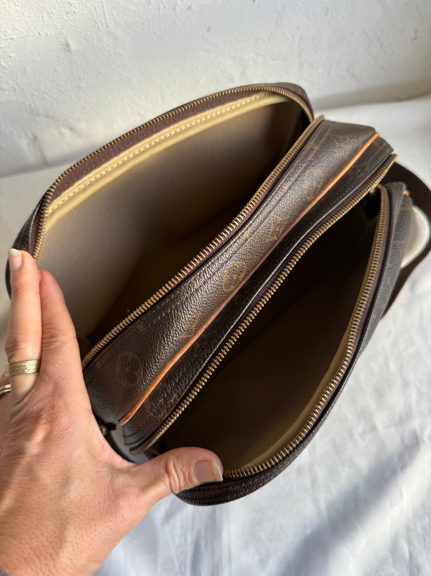 Louis Vuitton Reporter PM