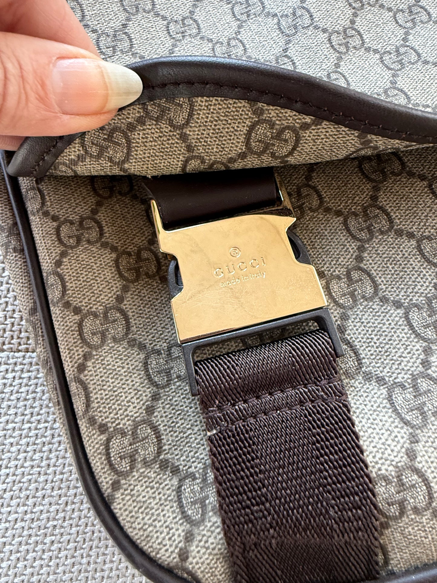 Gucci Messenger bag