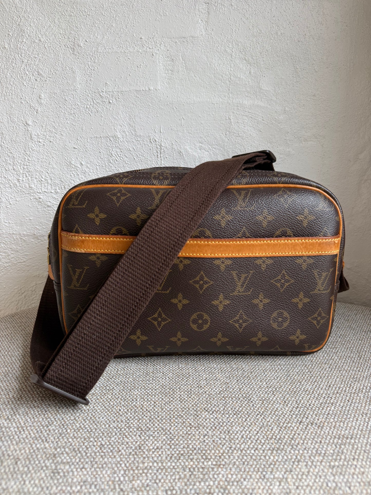 Louis Vuitton Reporter PM