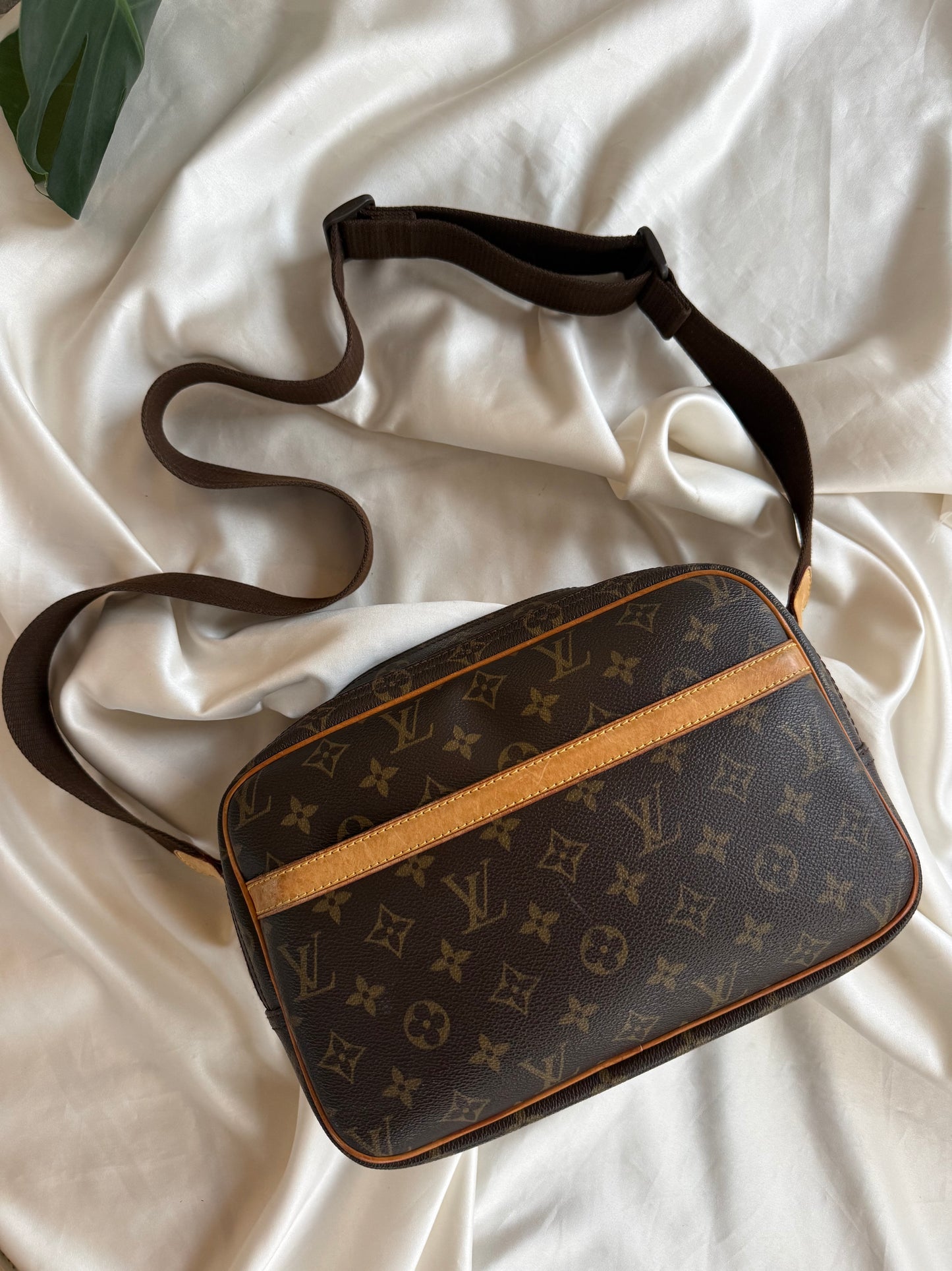 Louis Vuitton Reporter PM