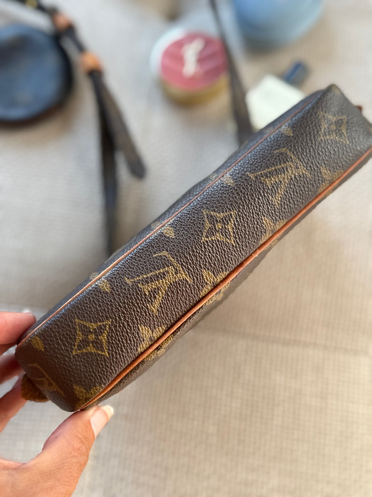 Louis Vuitton Marly Bandouliere