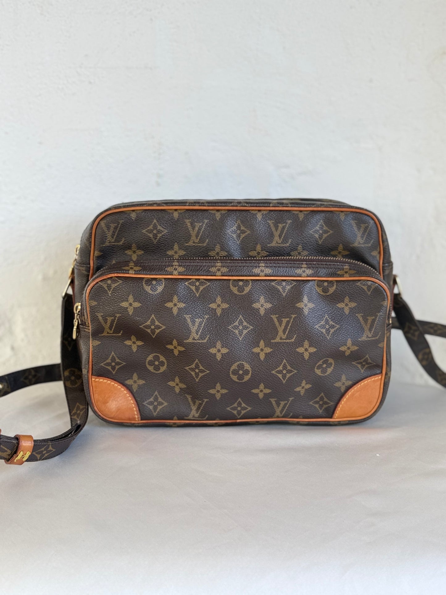 Louis Vuitton Nile bag