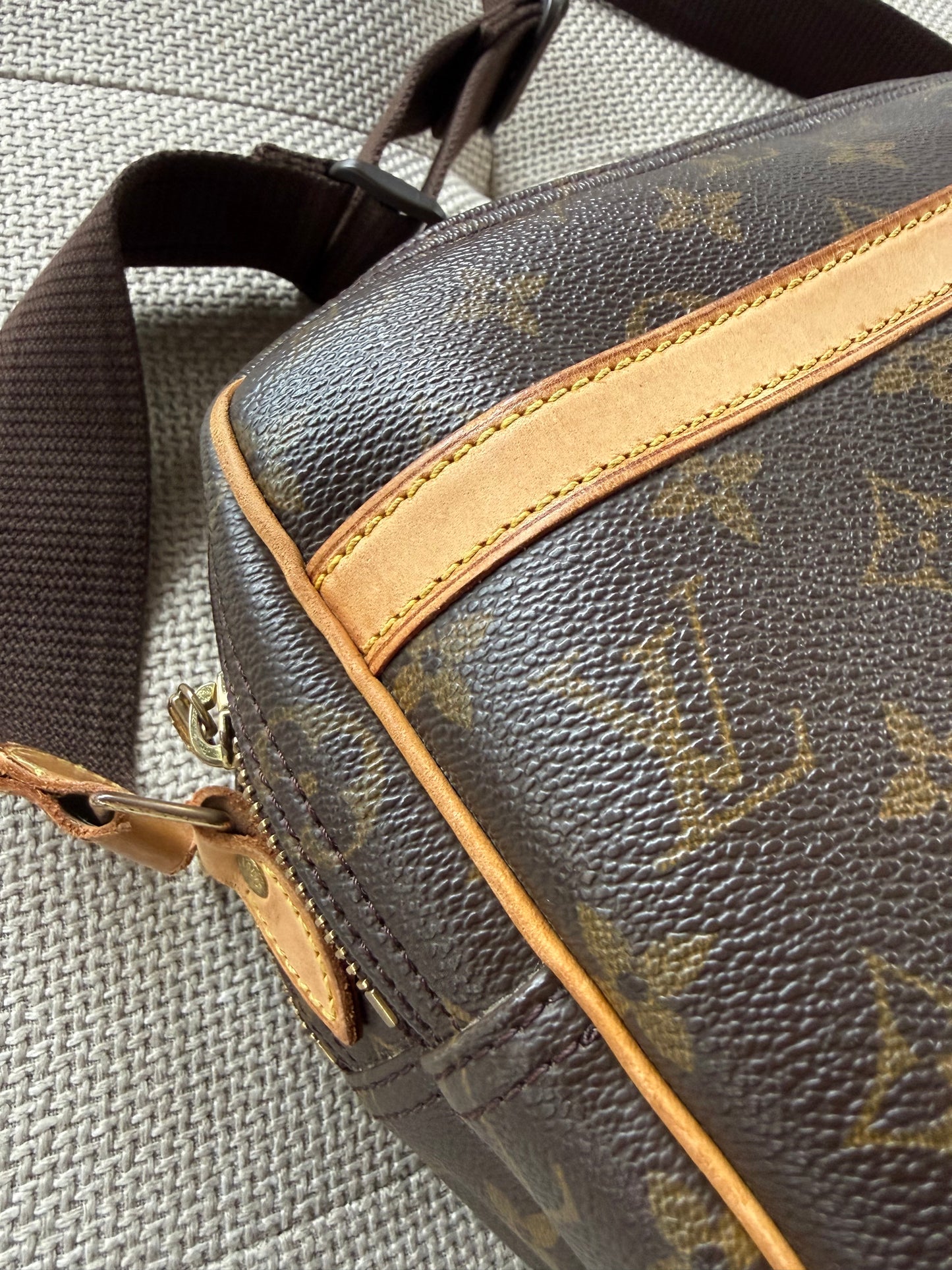 Louis Vuitton Reporter PM