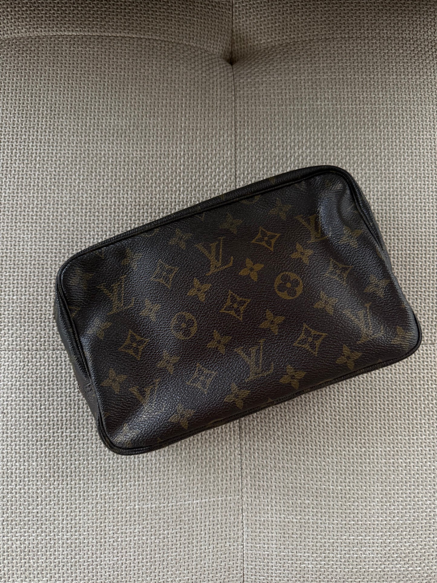 Louis Vuitton makeup/toilet taske