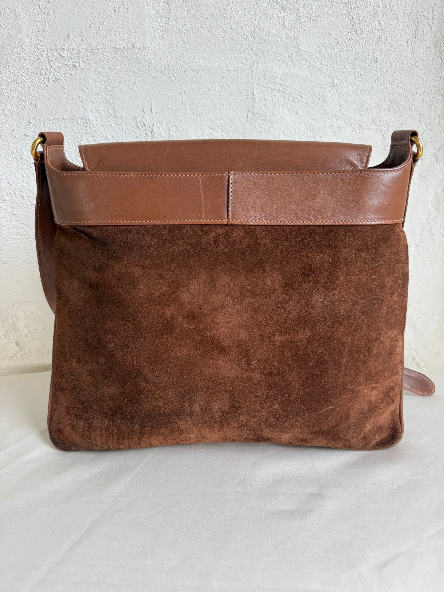 Gucci Suede Shoulder bag