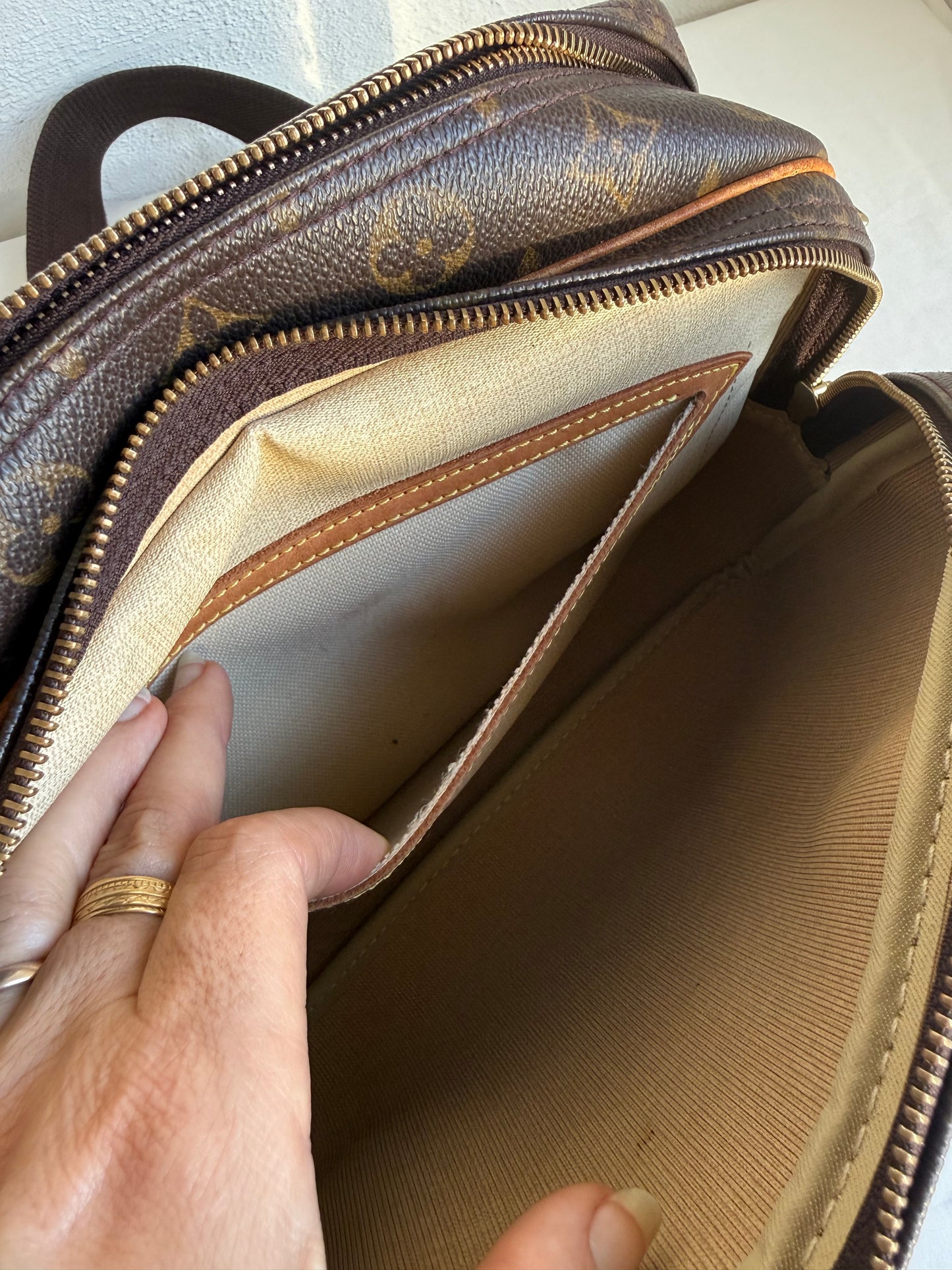 Louis Vuitton Reporter PM