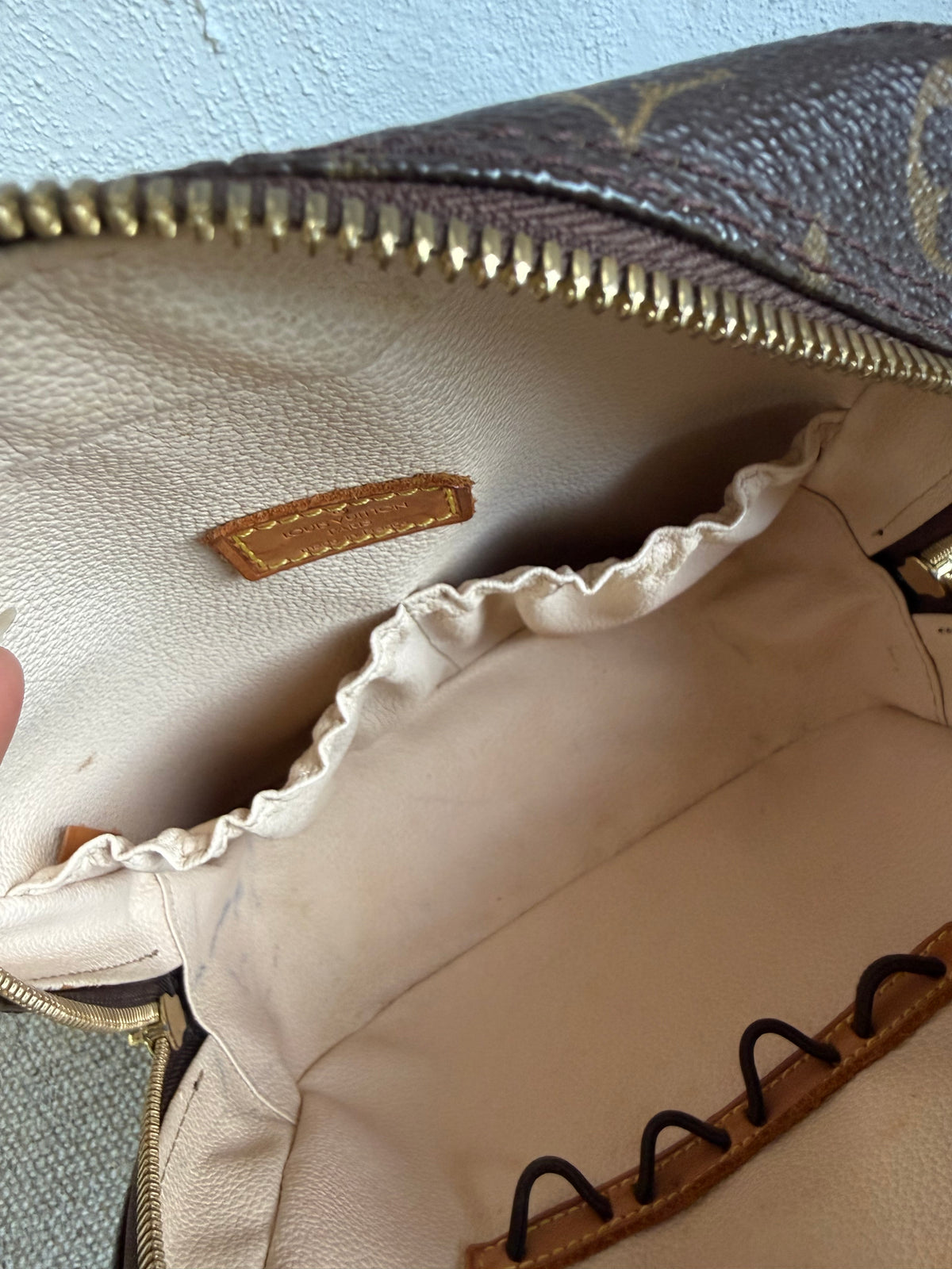 Louis Vuitton Spontini
