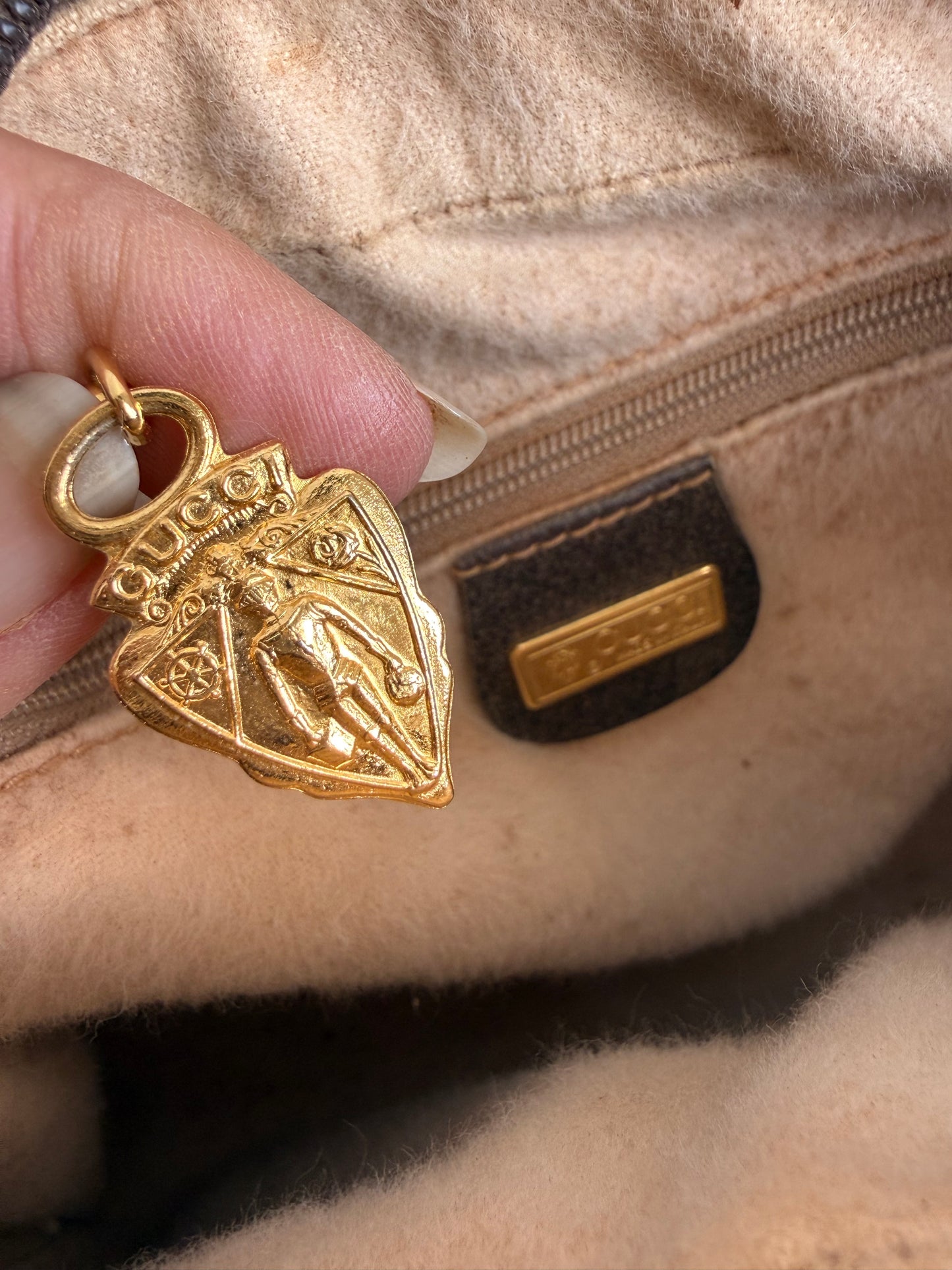 Gucci shoulder bag