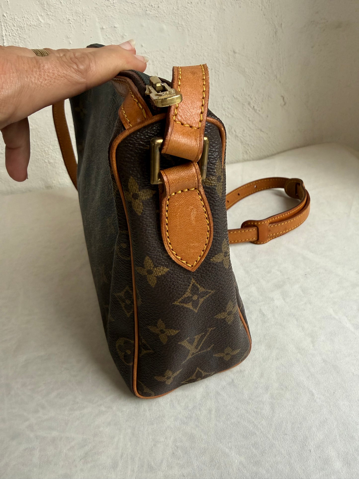 Louis Vuitton Tulle Lee