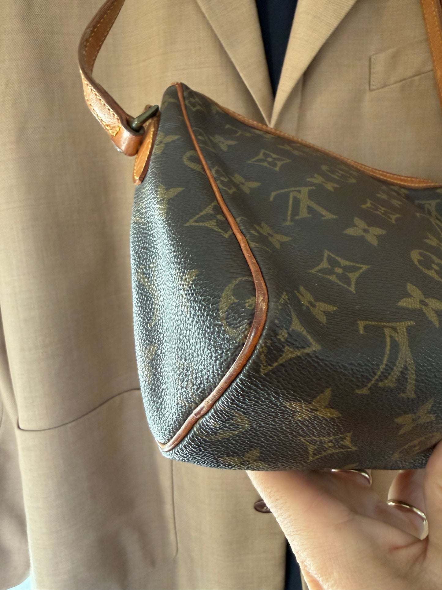 Louis Vuitton Tulle Lee