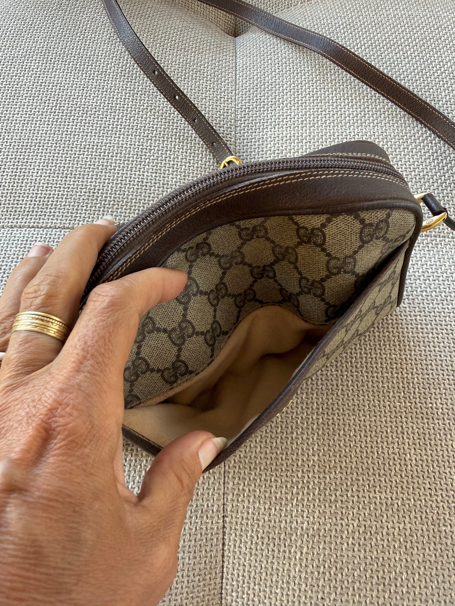Gucci Crossbody bag
