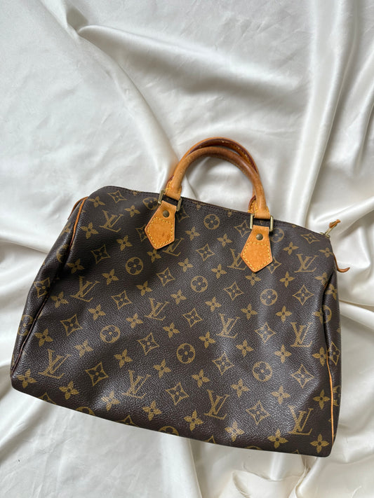 Louis Vuitton Speedy 30