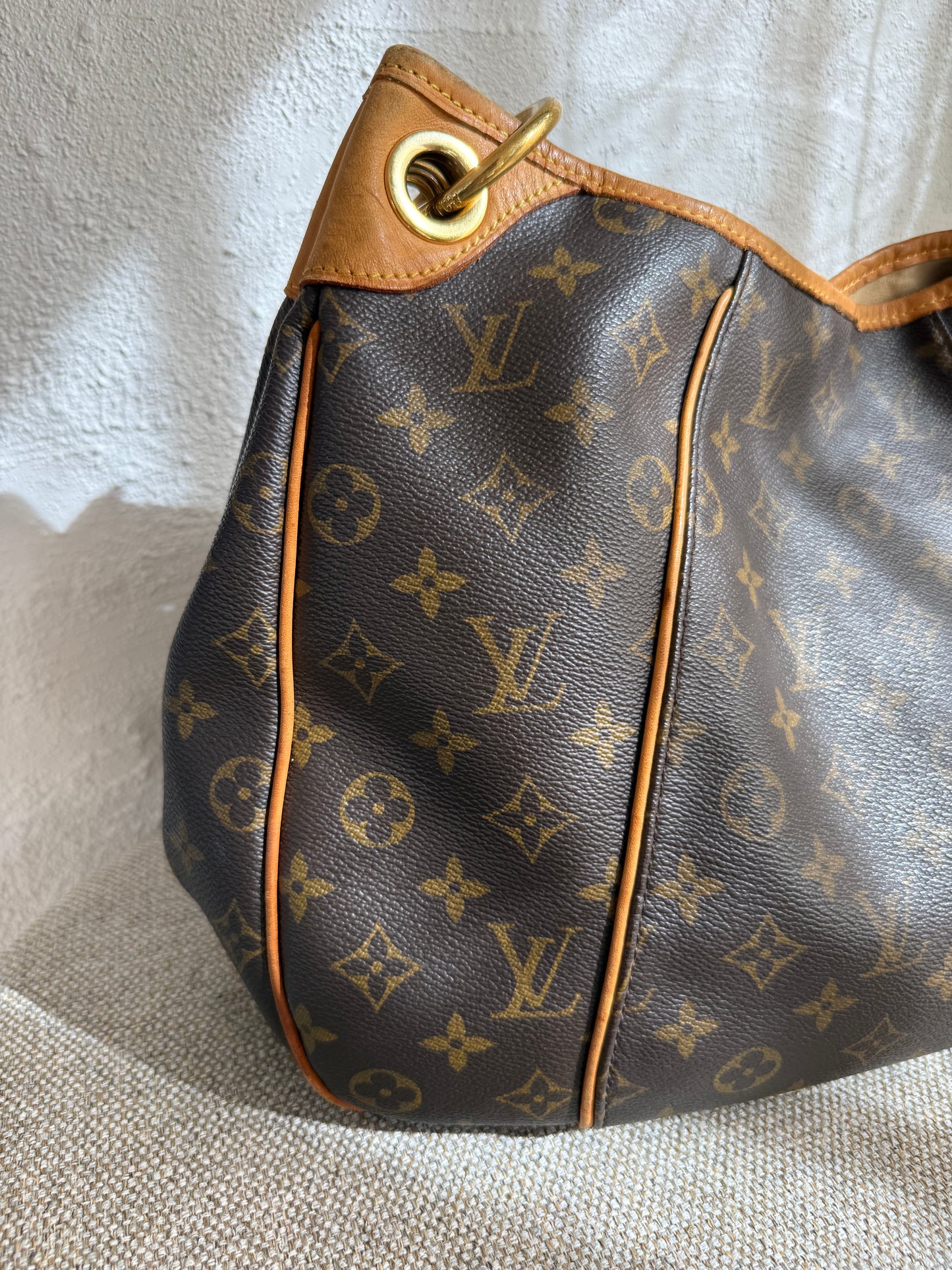 Louis Vuitton Galliera PM