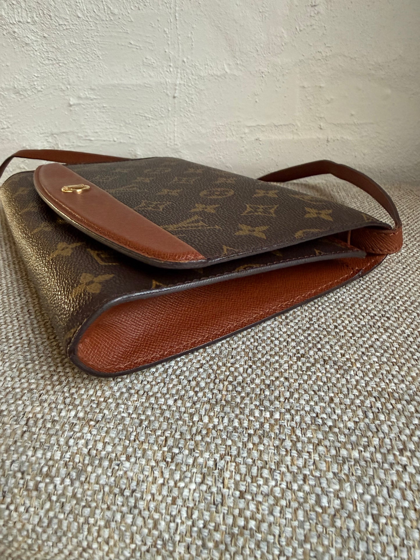 Louis Vuitton Bordeaux 2-way bag