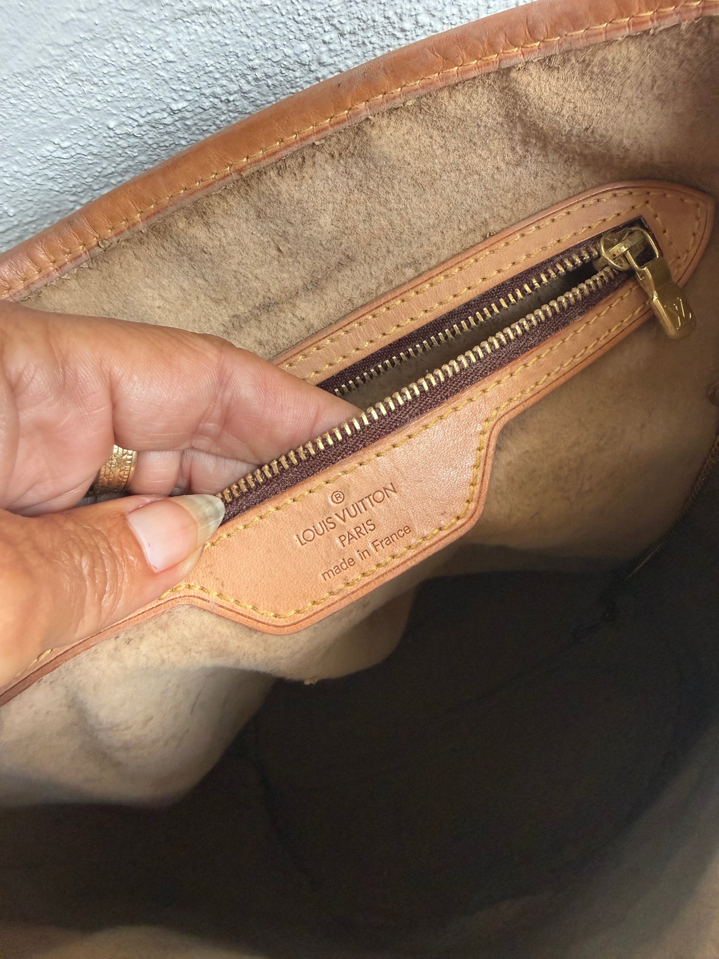 Louis Vuitton Bucket GM