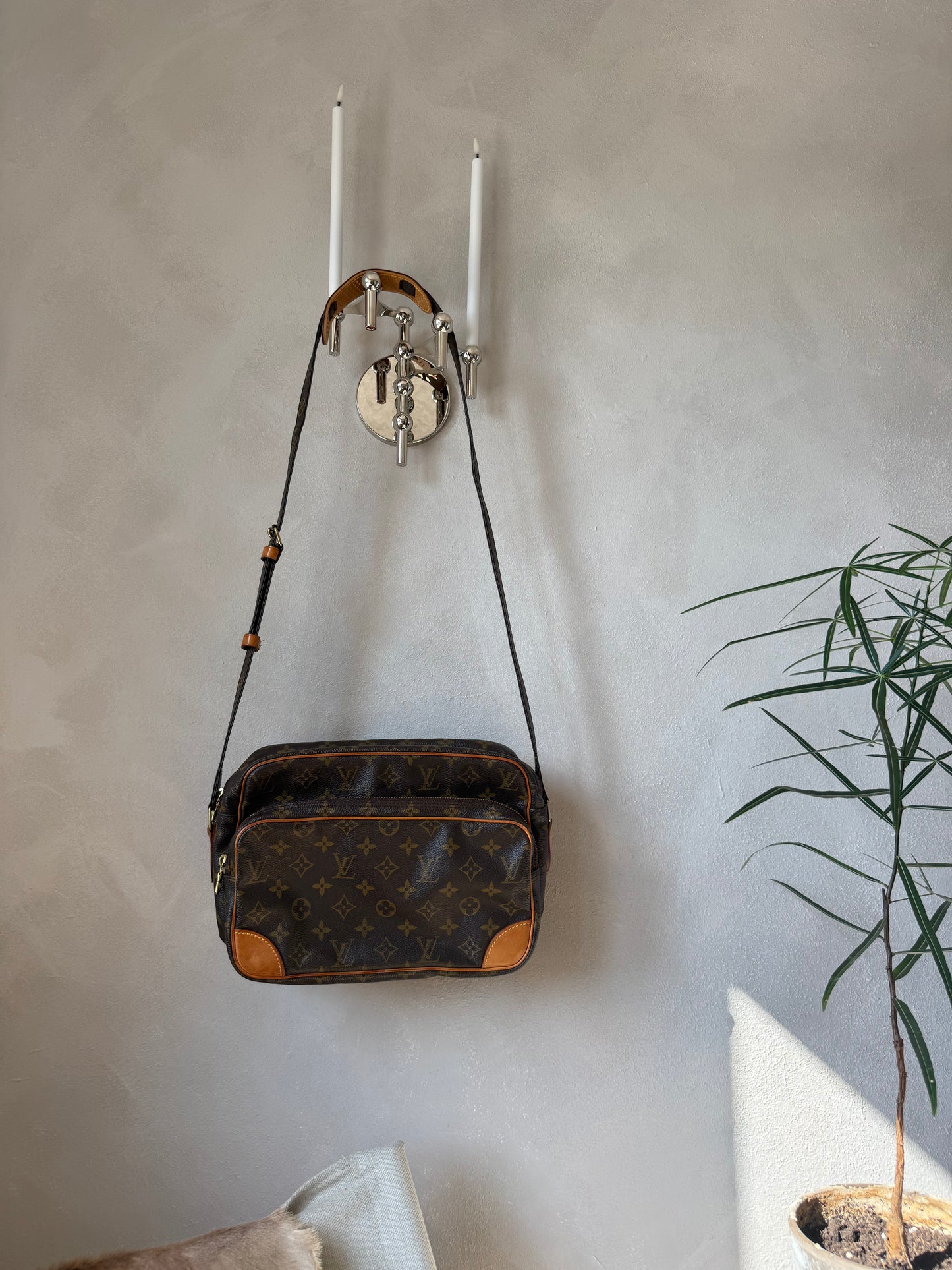 Louis Vuitton Nile bag
