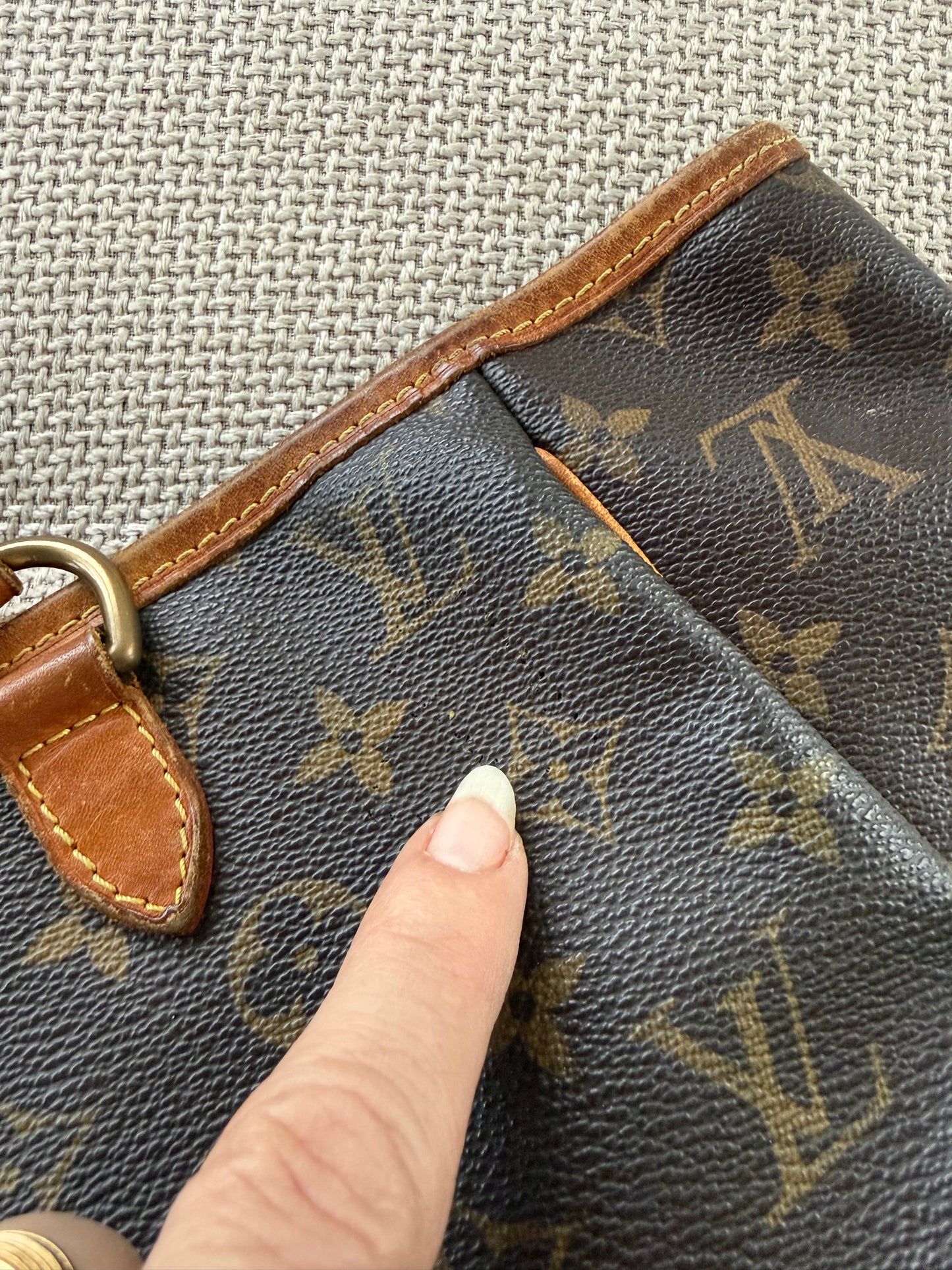 Louis Vuitton Tote bag