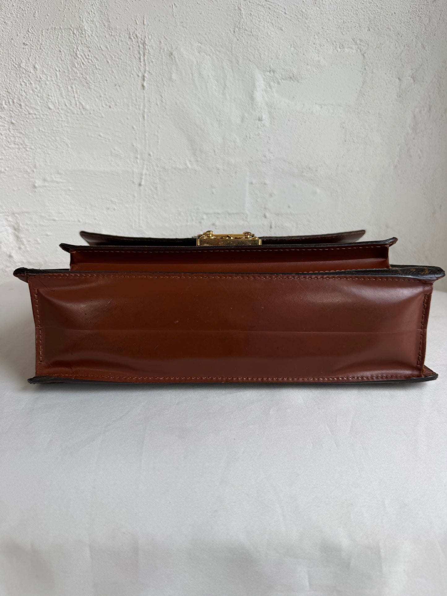 Louis Vuitton Monceau 28