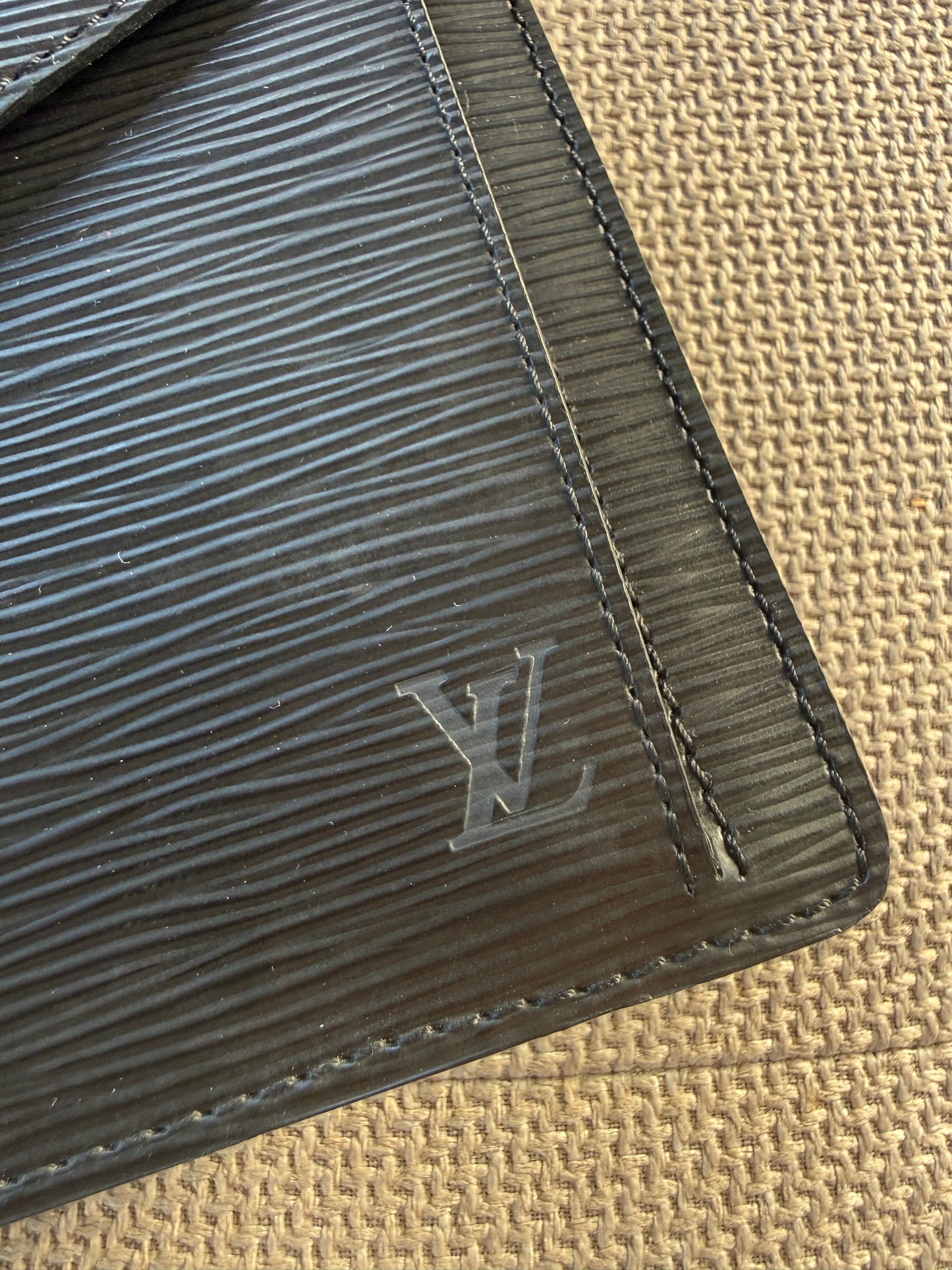 Louis Vuitton Epi Dragonne wrist/shoulder bag