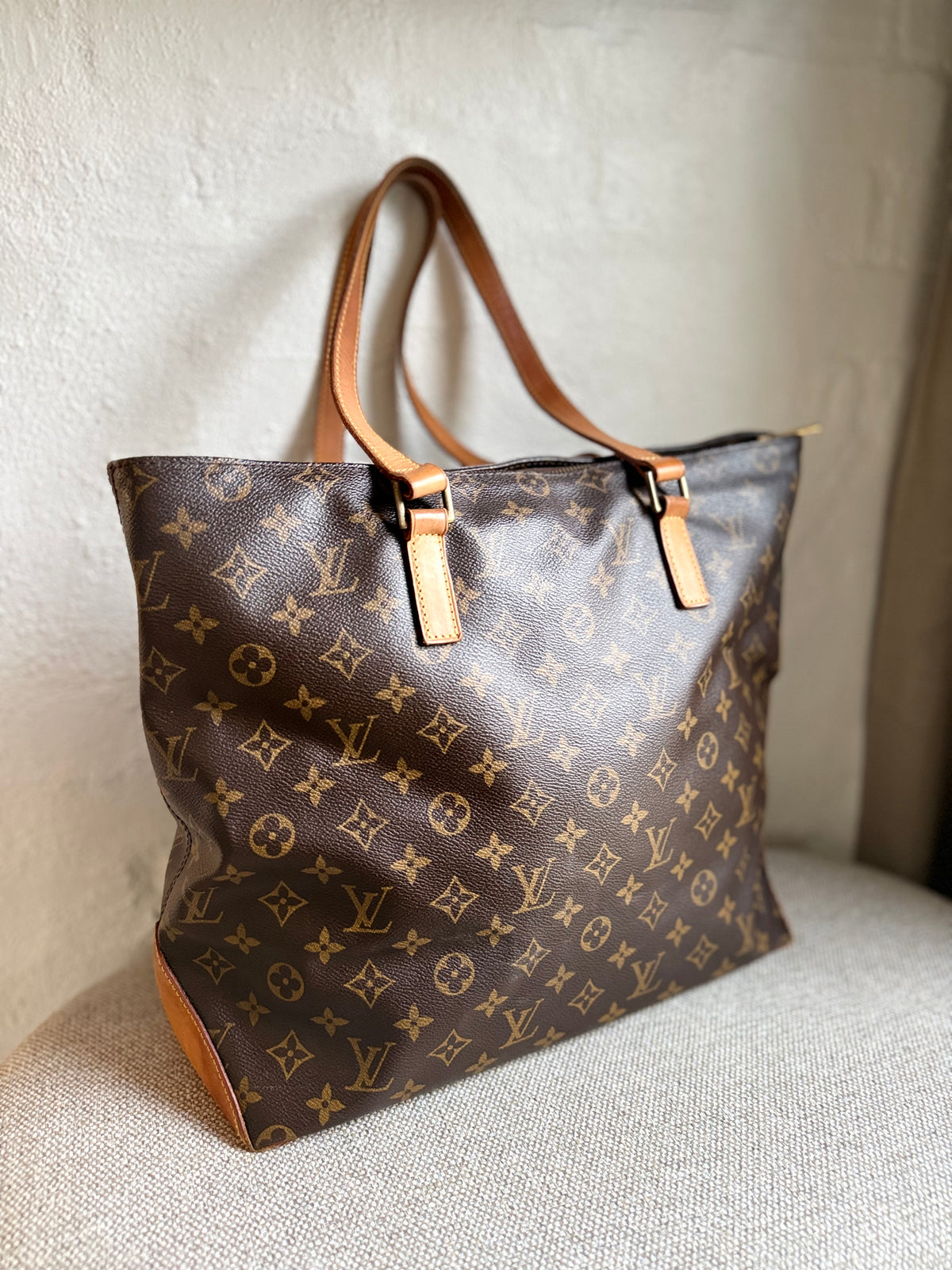 Louis Vuitton Cabas Mezzo