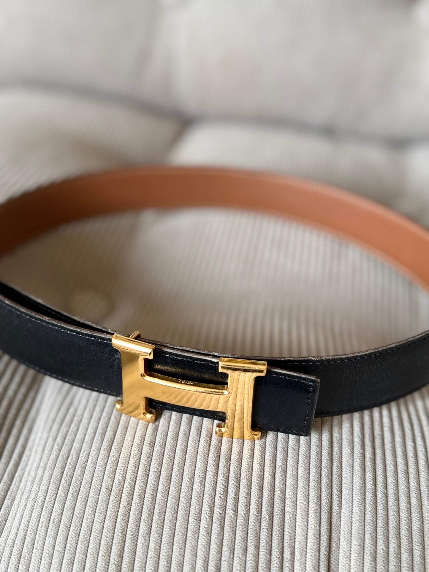 Hermés Reversible H belt