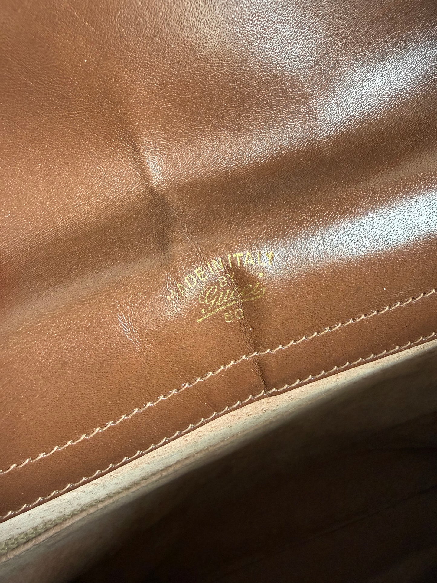 Gucci Suede Shoulder bag