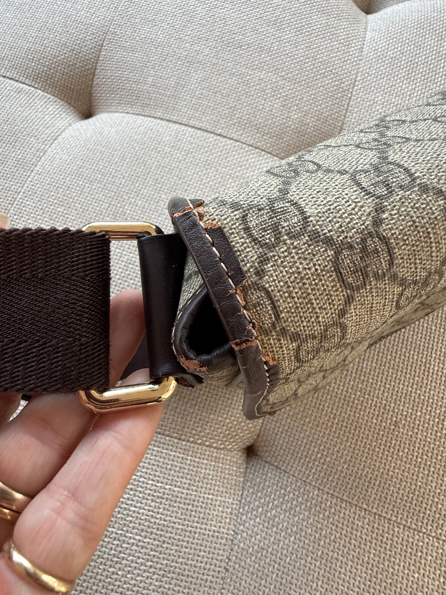 Gucci Messenger bag