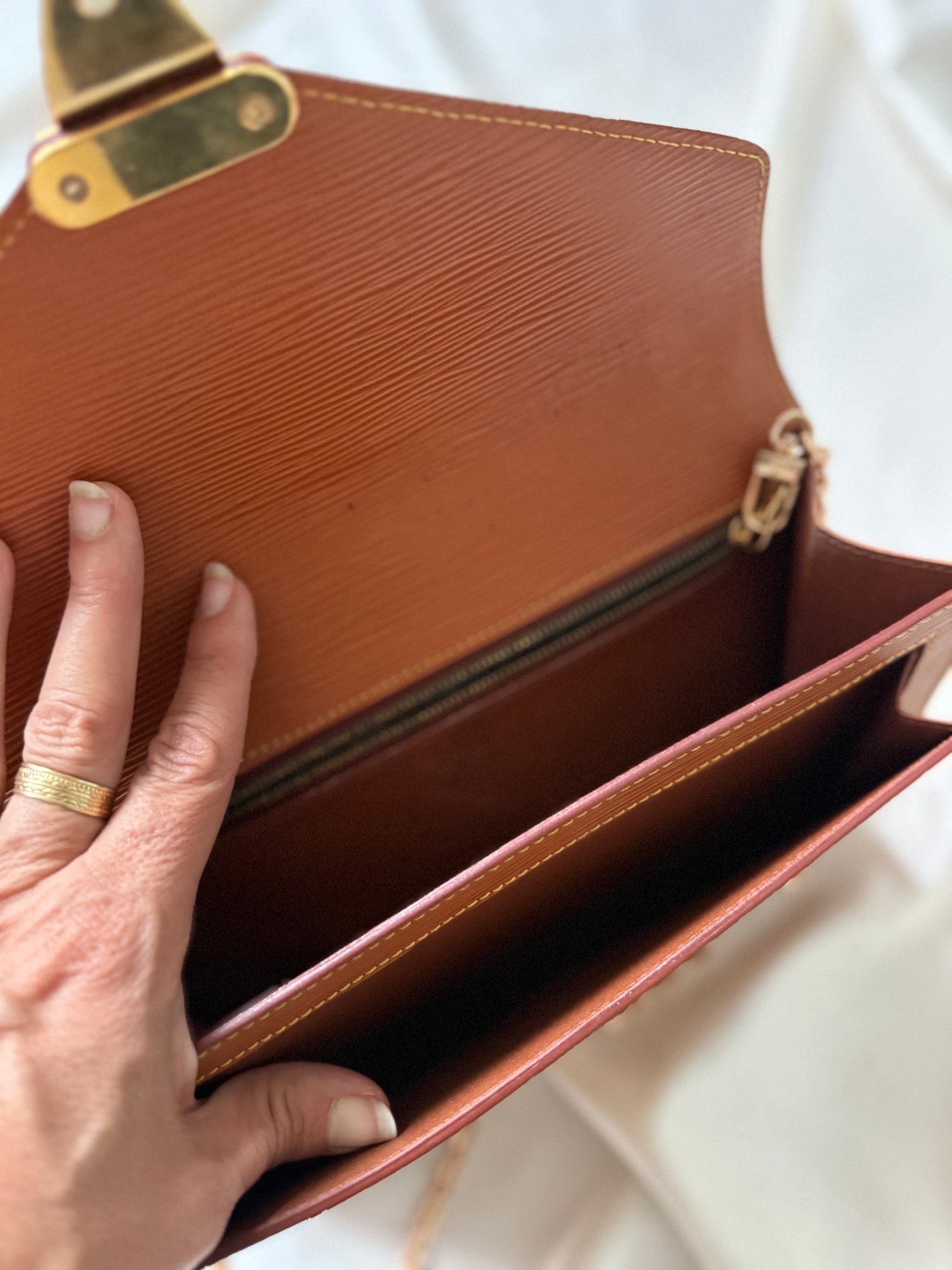 Louis Vuitton clutch/shoulderbag