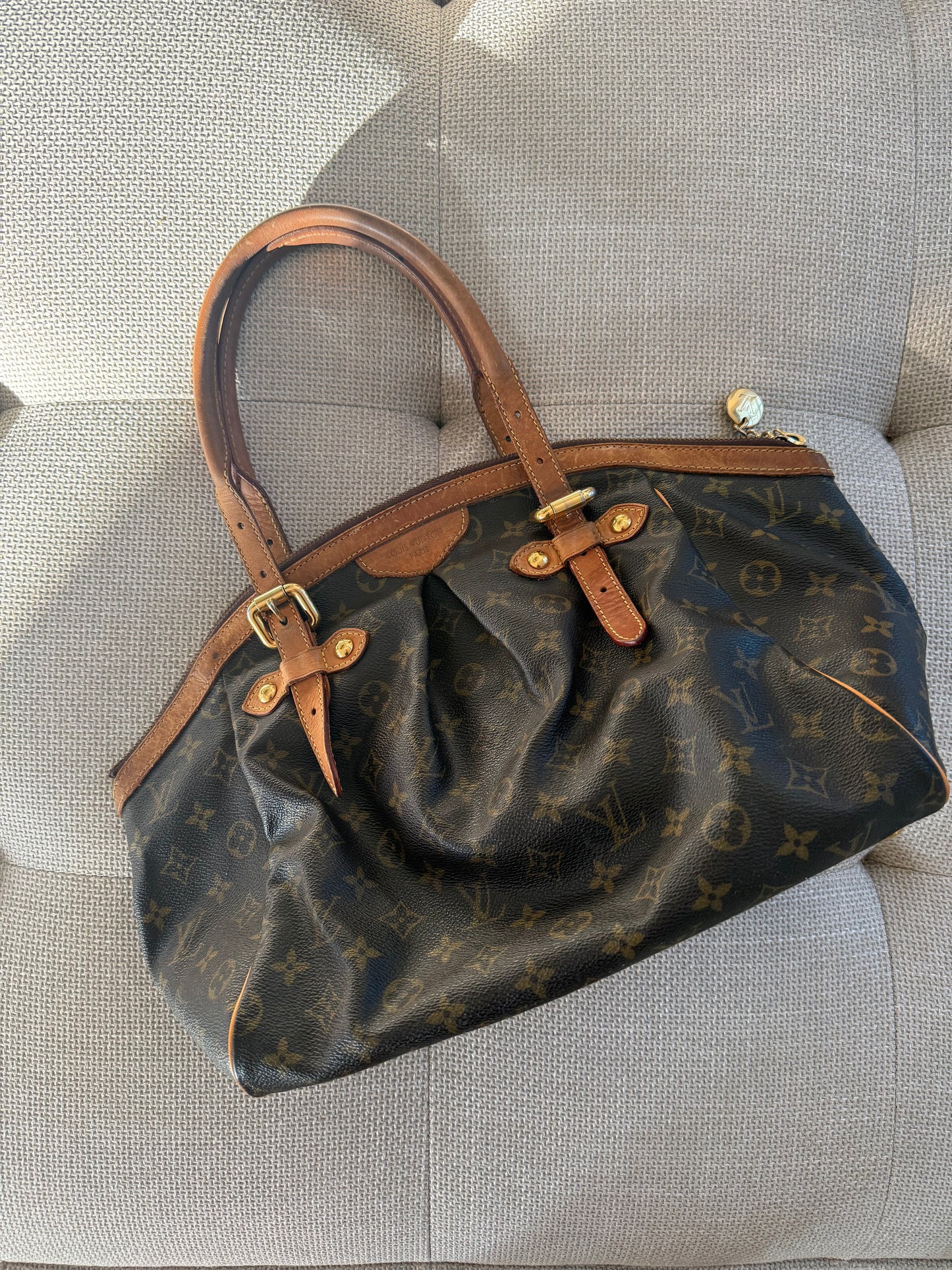 Louis Vuitton Tivoli GM