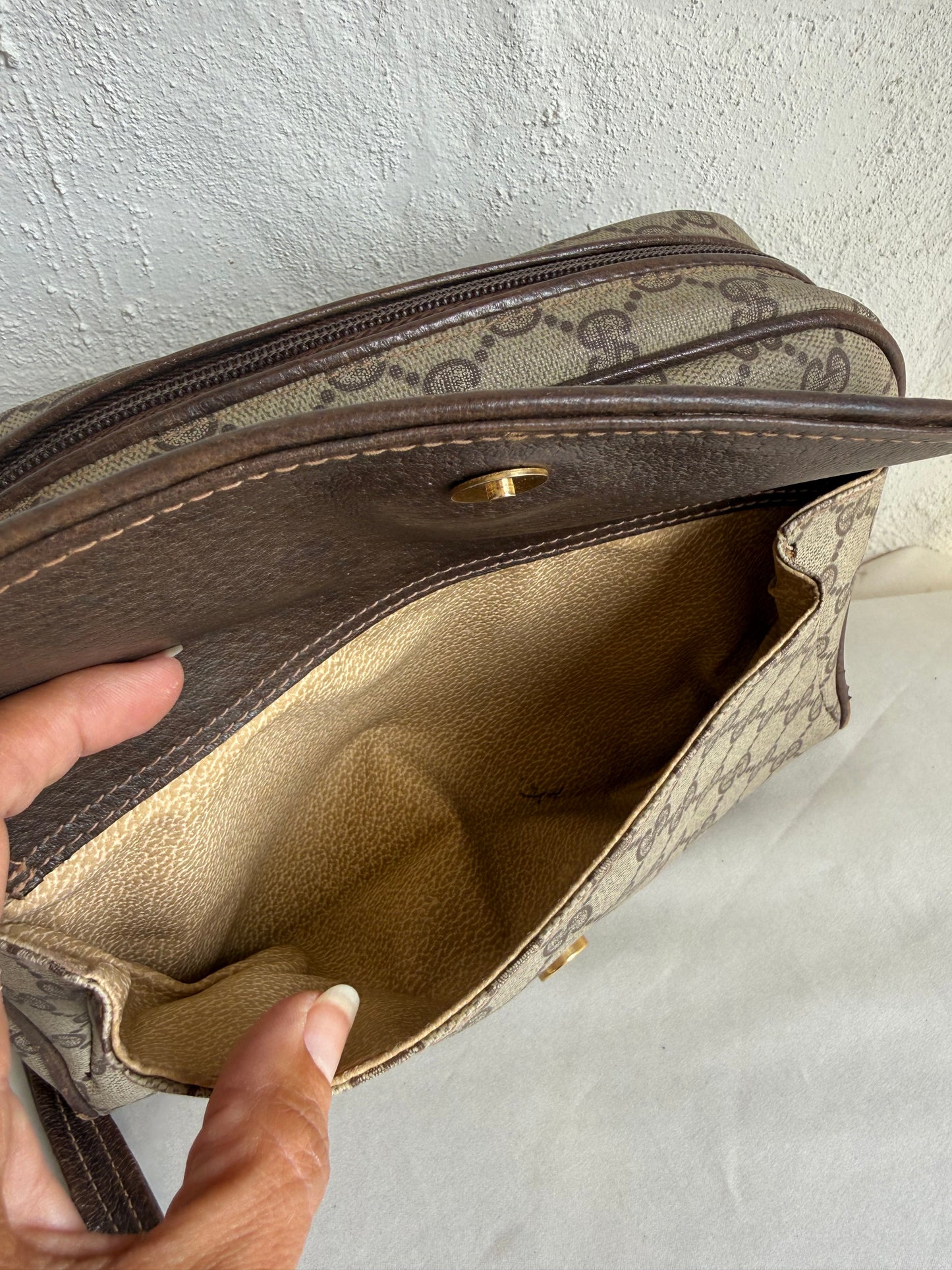 Gucci Crossbody bag