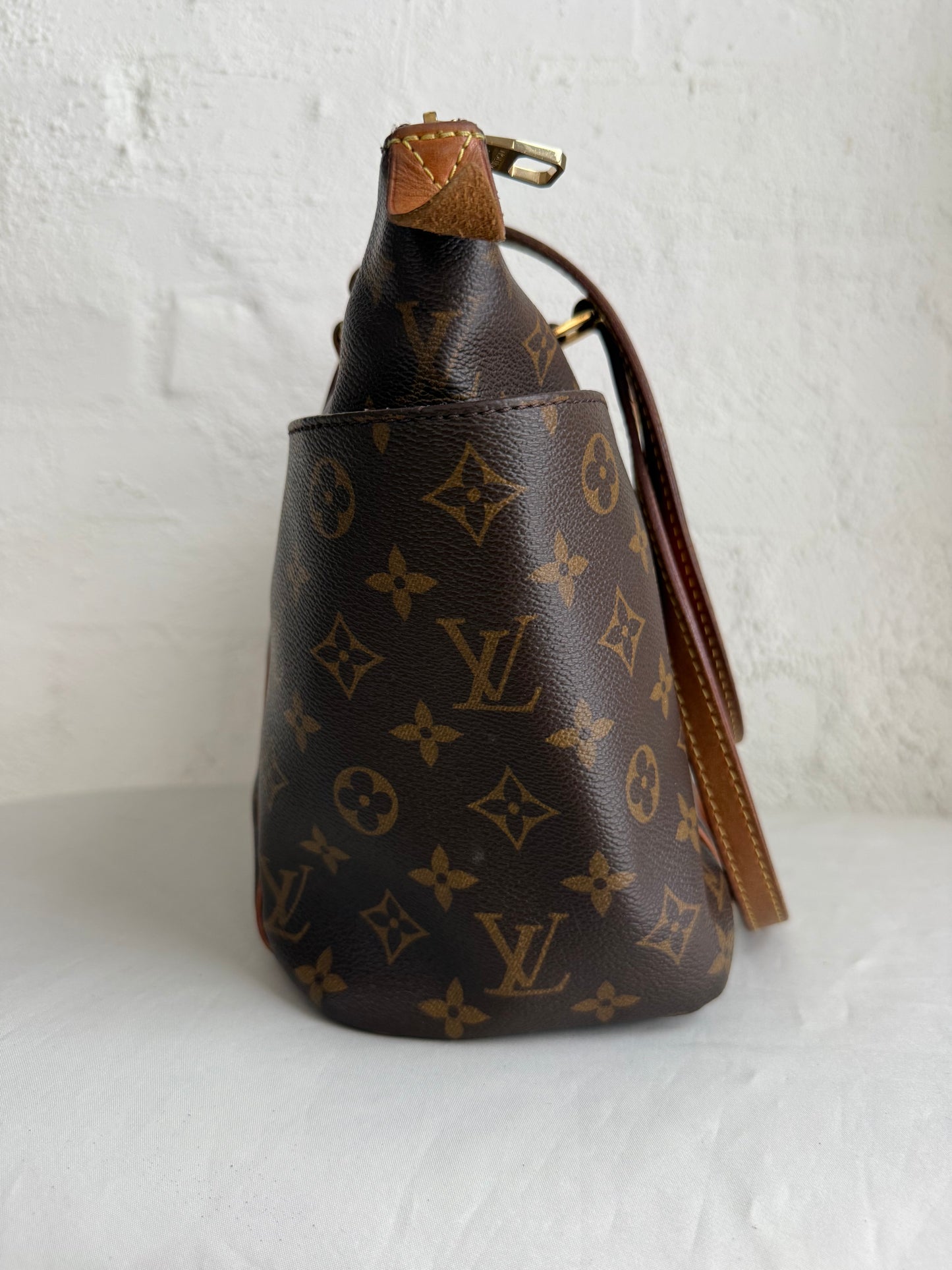 Louis Vuitton Totally PM