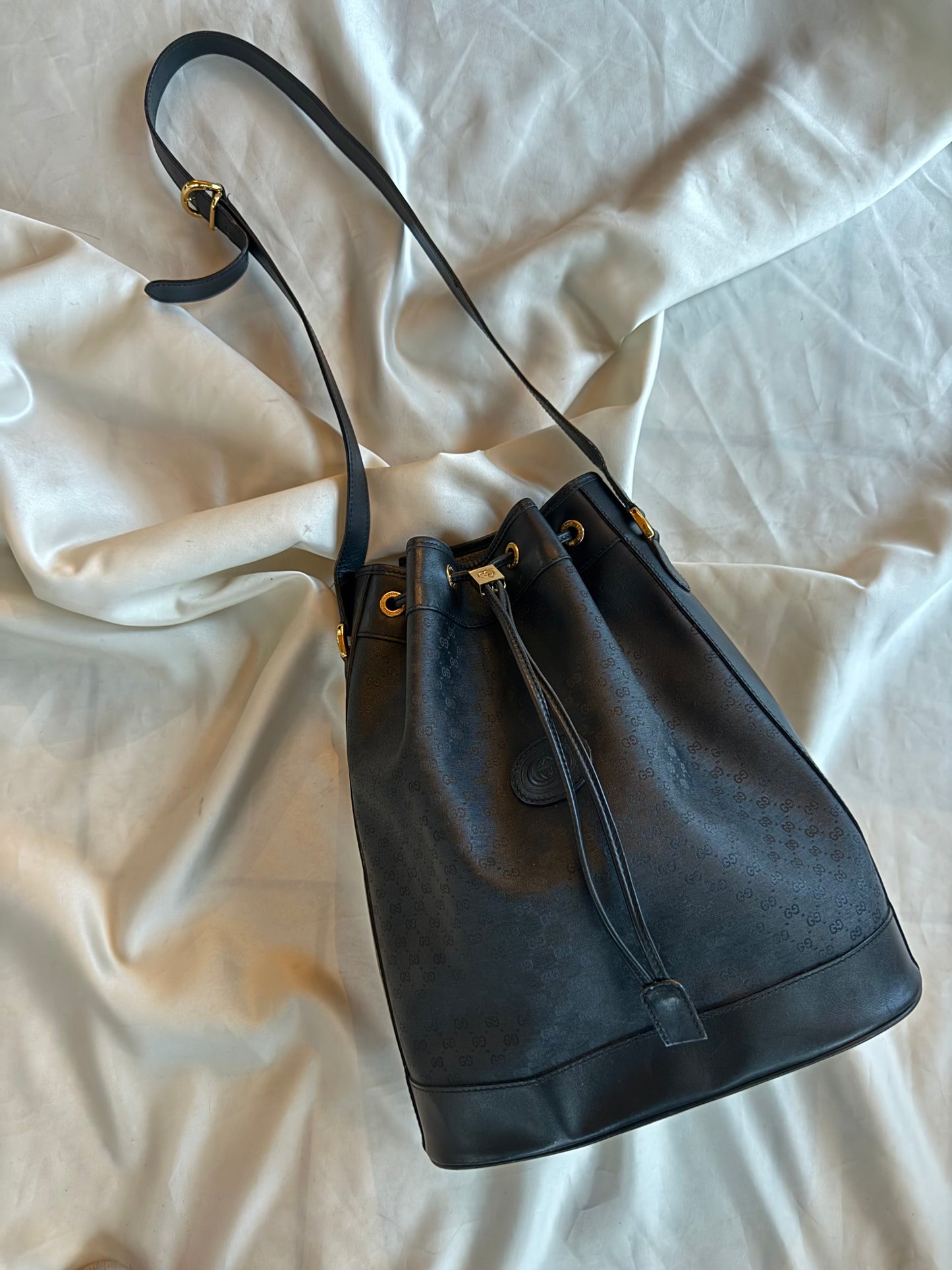 Gucci micro GG Bucket bag