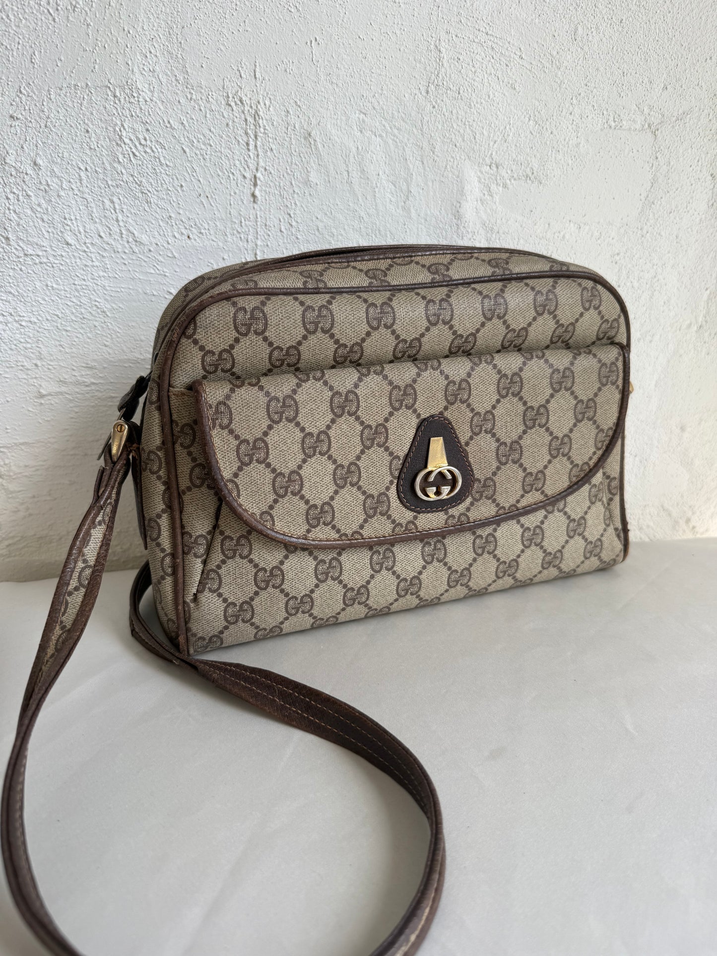 Gucci Crossbody bag
