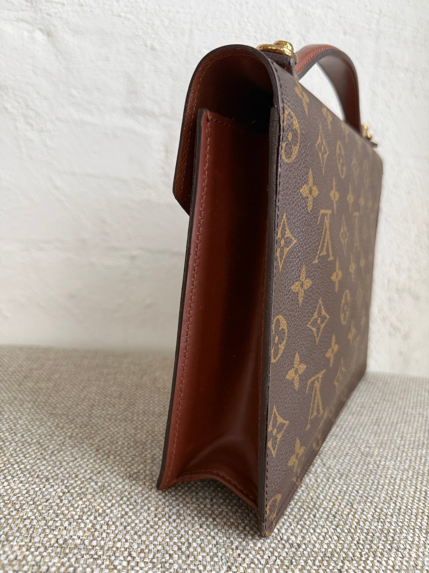 Louis Vuitton Monceau 26