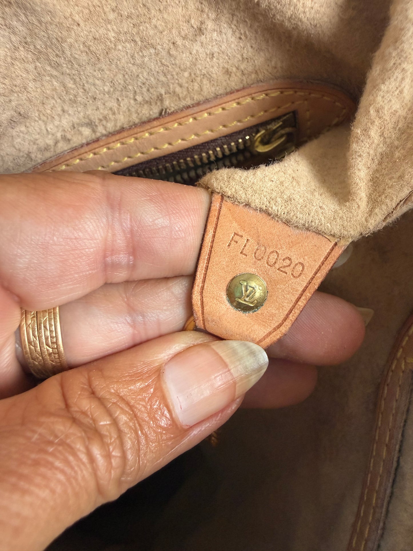 Louis Vuitton Bucket GM