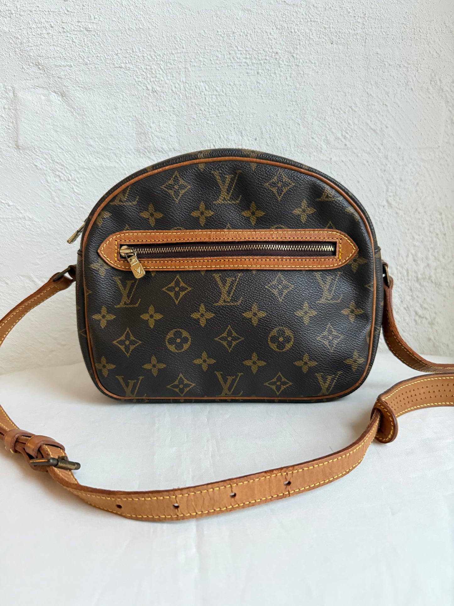 Louis Vuitton Senlis