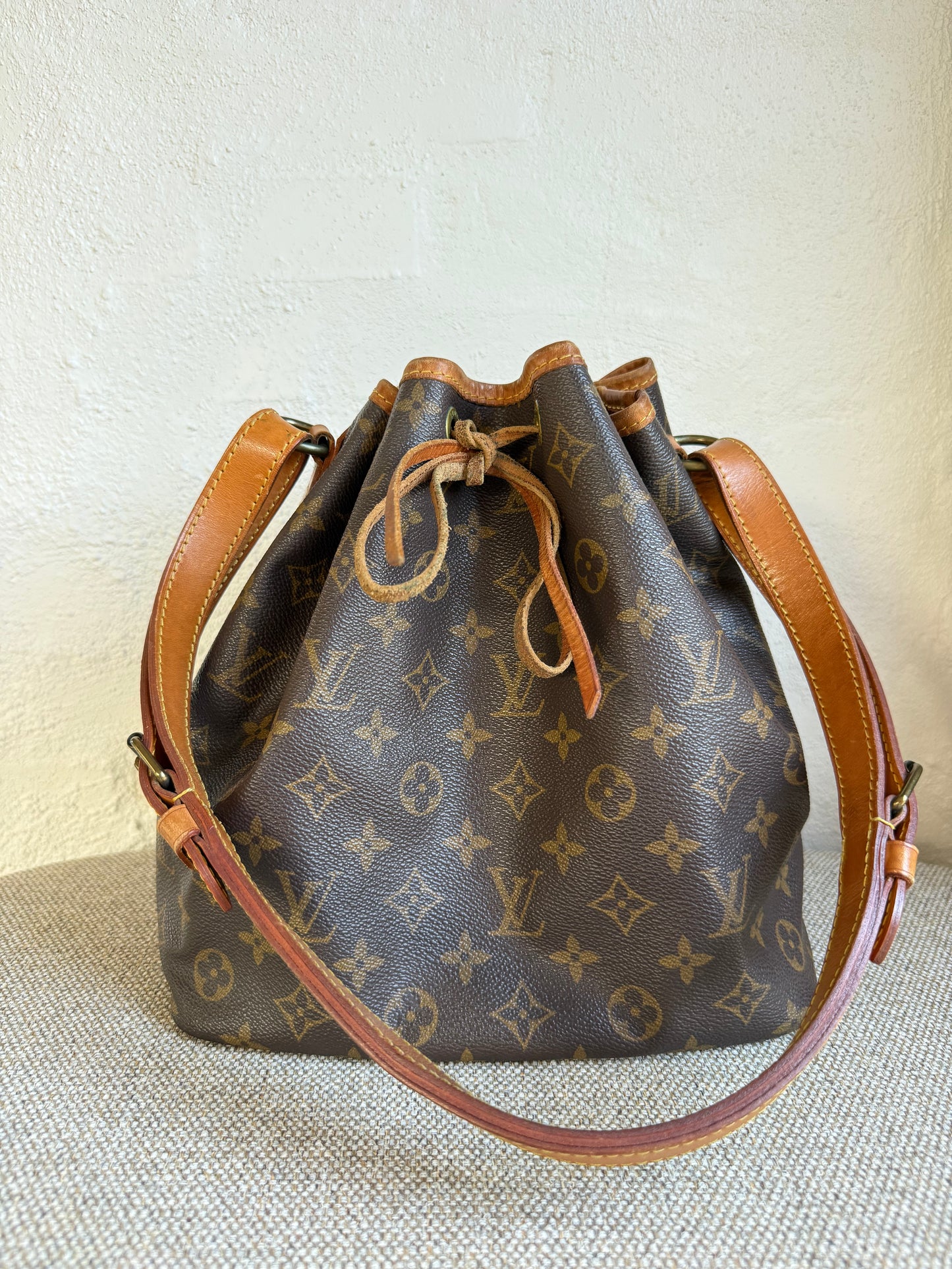 Louis Vuitton Noé Petit
