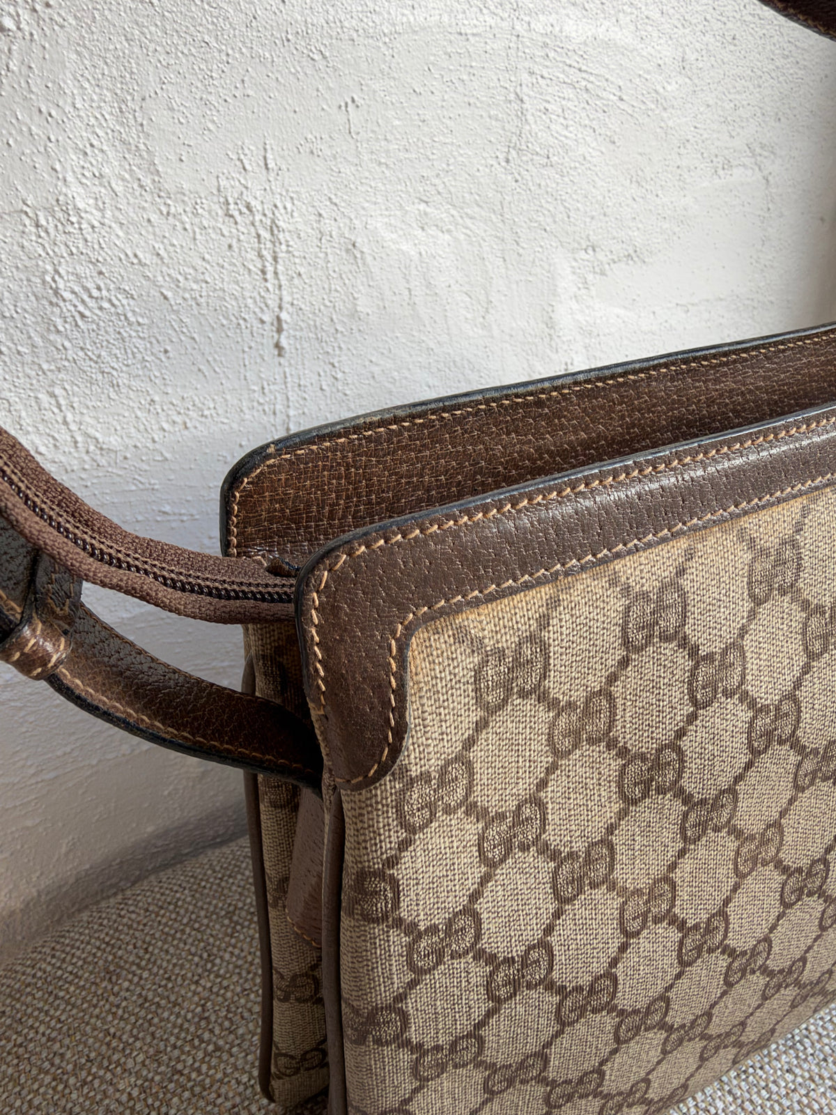 Gucci shoulder/cross body