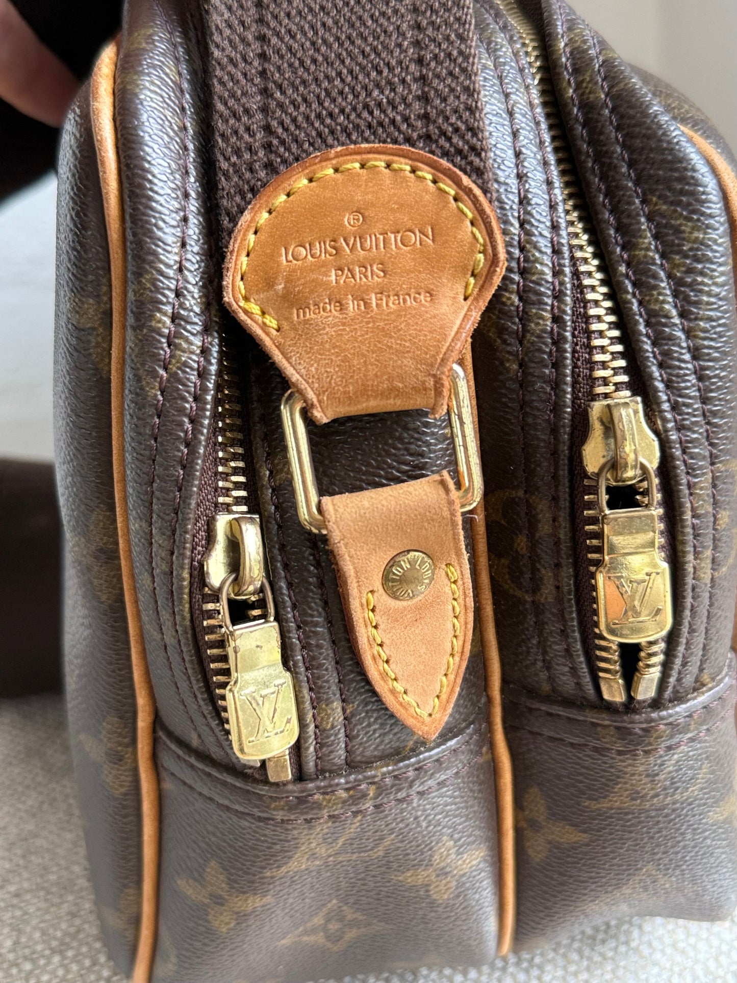 Louis Vuitton Reporter PM