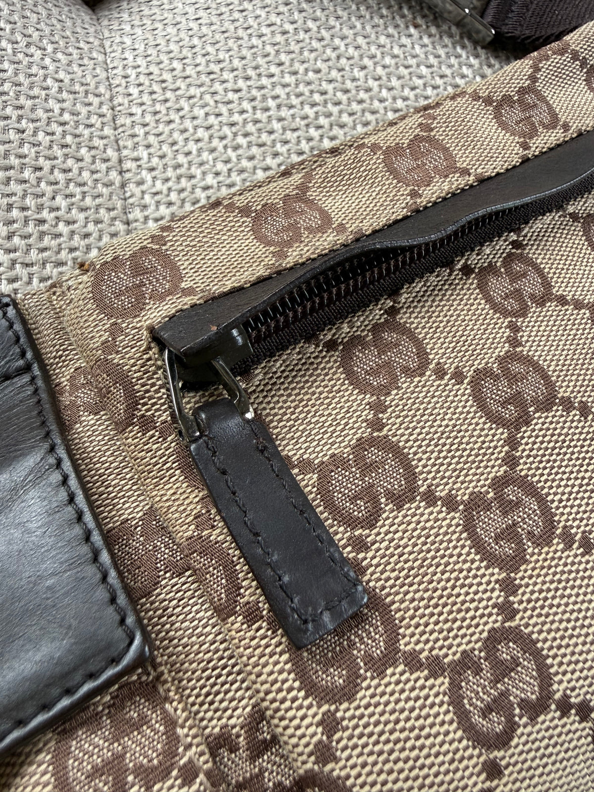 Gucci waistbag / crossbody